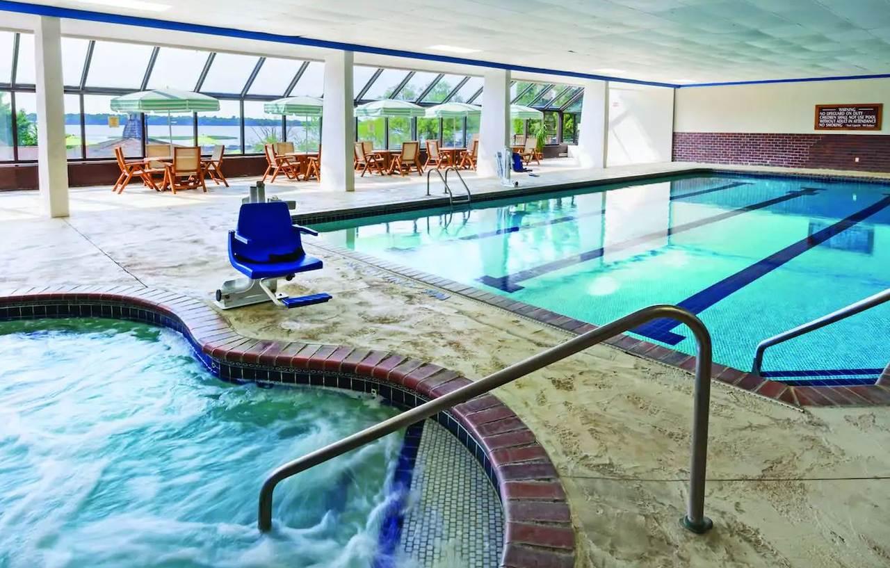Arrowwood Resort Hotel And Conference Center - Александрия Екстериор снимка